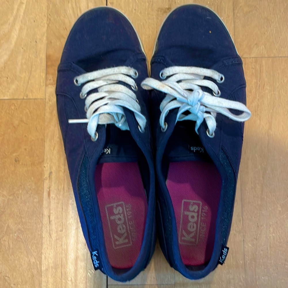Keds W6.5 navy blue canvas sneakers